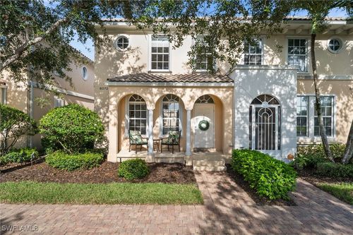 6072 Towncenter Cir, NAPLES, FL, 34119-9556 | Card Image