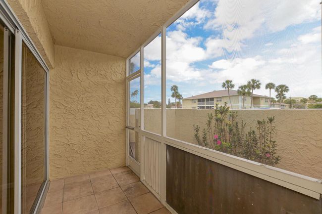 103 - 1540 Se Royal Green Cir, Condo with 2 bedrooms, 2 bathrooms and null parking in Port St. Lucie FL | Image 22