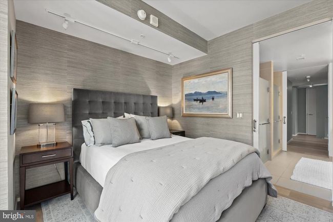 APT-810 - 925 H St Nw, Condo with 2 bedrooms, 3 bathrooms and null parking in WASHINGTON DC | Image 19