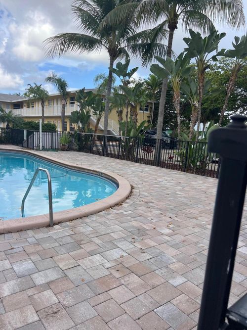 61-3-4051 Ne 13th Ave, Oakland Park, FL, 33334-4682 | Card Image