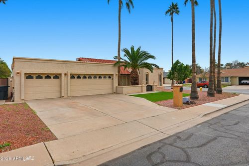 1305 N Spring Cir, Mesa, AZ, 85203-3668 | Card Image