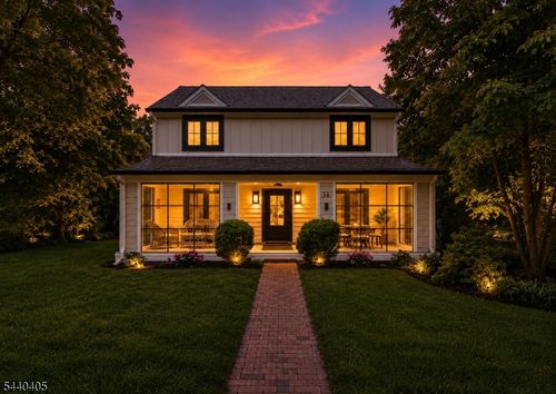 34 Pine St, Millburn, NJ, 07041-2008 | Card Image