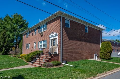 2a-22 Knox Ter, Wayne, NJ, 07470-2322 | Card Image