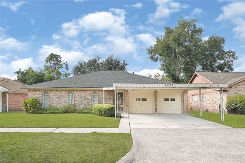1802 Tulsa St, Deer Park, TX, 77536-4637 | Card Image