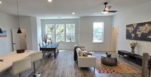 c-4922 Hoover St, Houston, TX, 77092-3521 | Card Image