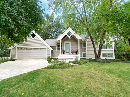 500 Tower Pl, Fox River Grove, IL, 60021-1878 | Card Image