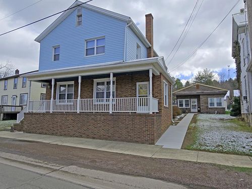 17 Grant St, Salisbury, PA, 15558-2612 | Card Image