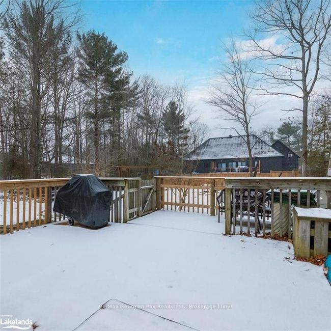 43 Pinecone Ave, House other with 3 bedrooms, 1 bathrooms and 1 parking in Tiny ON | Image 23