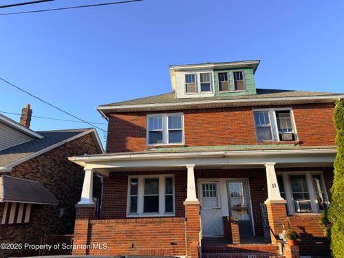 13 W Market St, TRESCKOW, PA, 18254-2704 | Card Image