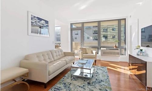 9b-48-15 11th St, Long Island City, NY, 11101-5570 | Card Image
