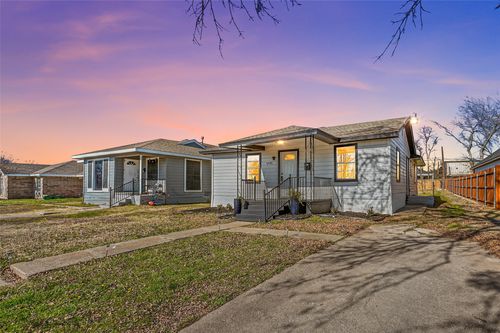 1830 San Antonio St, Grand Prairie, TX, 75051-1329 | Card Image
