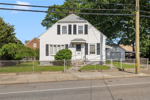 463 Power Road, Pawtucket, RI, 02860 | Card Image
