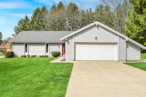 28 Rue Saint Clair Dr, Urbana, OH, 43078-2311 | Card Image