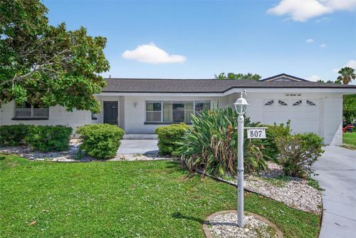 807 Melody Ln, BRADENTON, FL, 34207-2161 | Card Image