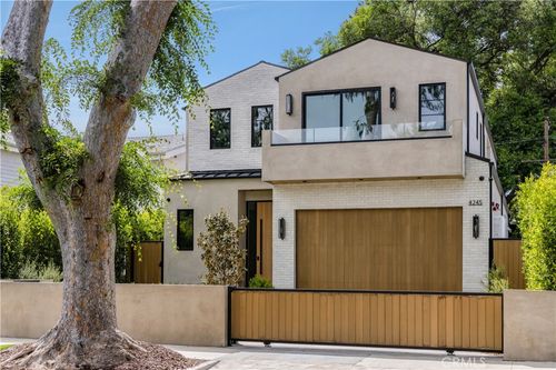 4245 Bellaire Ave, Studio City, CA, 91604-1523 | Card Image