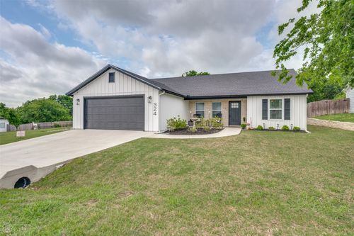 324 Hillcroft Rd, Fort Worth, TX, 76108-9240 | Card Image