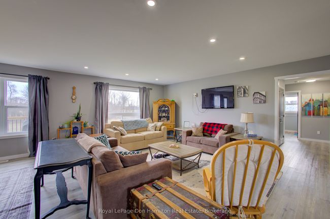 336 Turnberry St, House other with 6 bedrooms, 4 bathrooms and 10 parking in Huron ON | Image 6
