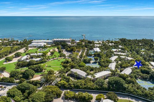729-81801 Overseas Hwy, Islamorada, FL, 33036-3631 | Card Image