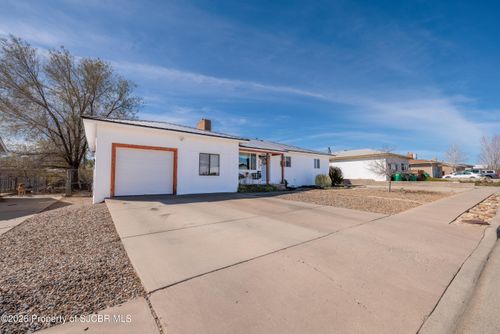 1517 N Carlton Ave, Farmington, NM, 87401-2417 | Card Image