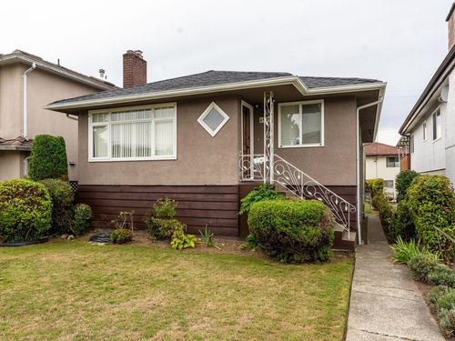 6979 Gladstone St, Vancouver, BC, V5P4G4 | Card Image