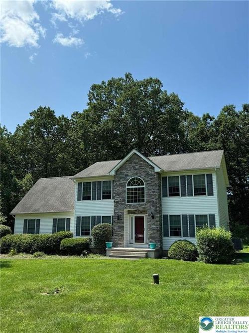 120 Krakow Dr, Lehighton, PA, 18235-8935 | Card Image