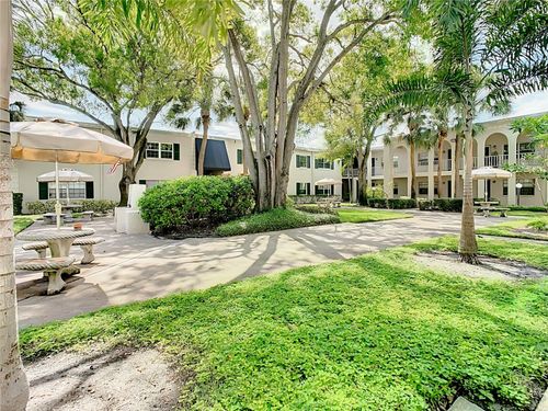 apt-202c-4315 Aegean Dr, TAMPA, FL, 33611-2415 | Card Image