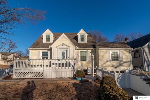 1901 S 61st St, Omaha, NE, 68106-2127 | Card Image
