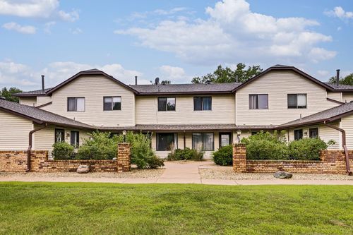 1554 Helmo Ave N, Oakdale, MN, 55128-5530 | Card Image