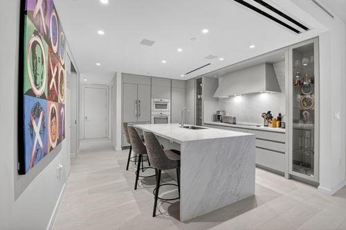 204-200 Se Mizner Blvd Boulevard, Boca Raton, FL, 33432 | Card Image