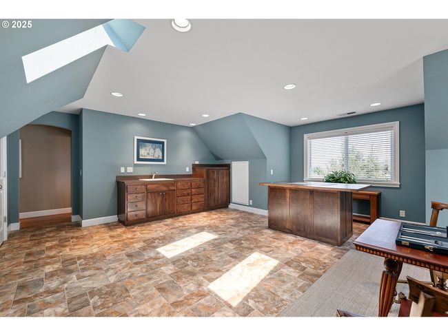 380 Mountaingate Dr, House other with 3 bedrooms, 3 bathrooms and 3 parking in Springfield OR | Image 30