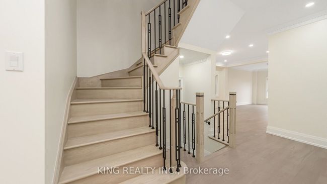 27 Foxmere Rd, House other with 6 bedrooms, 5 bathrooms and 4 parking in Brampton ON | Image 25
