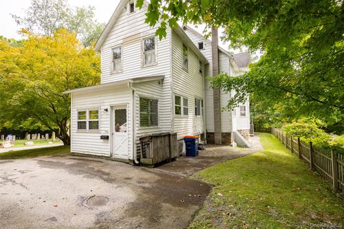 15 Cedar St, Cold Spring, NY, 10516-1907 | Card Image