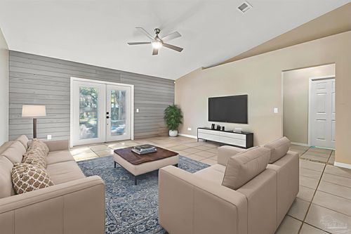 8147 Country Bay Blvd, Navarre, FL, 32566-7978 | Card Image