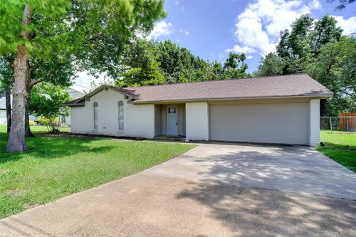 115 Linda Ln, Heath, TX, 75032-8629 | Card Image