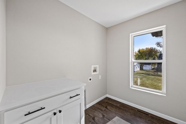 103 Alliance Drive, Condo with 3 bedrooms, 3 bathrooms and null parking in Tipton IA | Image 20