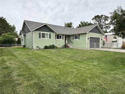 213 West St, Waitsburg, WA, 99361-9786 | Card Image