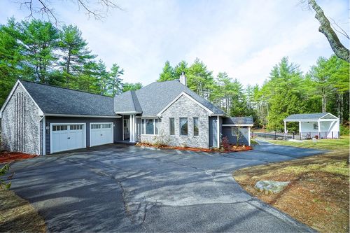 53 Meadow Fox Ln, Chester, NH, 03036-4186 | Card Image