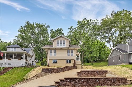 7661 Pennsylvania Ave, North Huntingdon, PA, 15642-2790 | Card Image