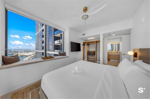 unit-3601-159 Ne 6th St, Miami, FL, 33132-2193 | Card Image