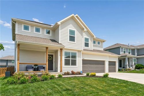 28412 W 161st Ter, Gardner, KS, 66030-4506 | Card Image