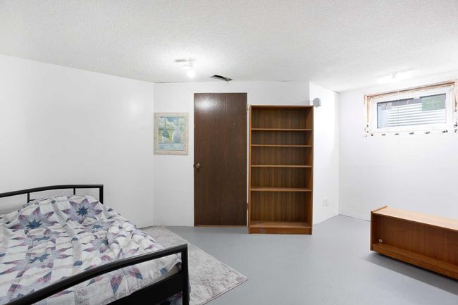 647 Whiteridge Way Ne, Home with 5 bedrooms, 2 bathrooms and 2 parking in Calgary AB | Image 20