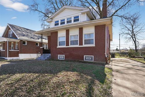 6812 Bartmer Ave, Saint Louis, MO, 63130-2530 | Card Image