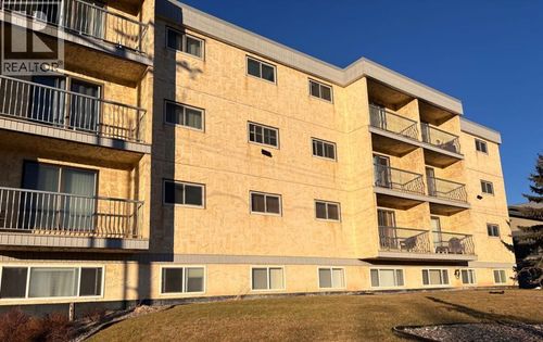 8601 22 Ave, Coleman, AB, T0K0M0 | Card Image