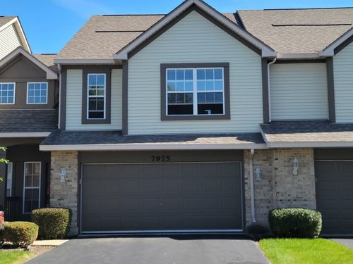 7975-7975 Hedgewood Dr, Darien, IL, 60561-1788 | Card Image