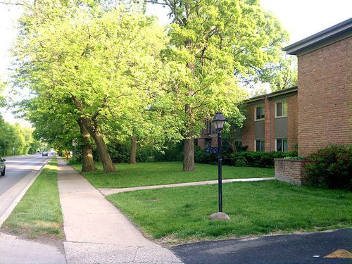 207-400 Green Bay Rd, Glencoe, IL, 60022-1842 | Card Image