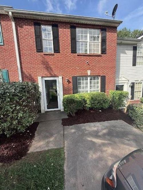 1314 Hollenbeck Ln, Riverdale, GA, 30296-7108 | Card Image