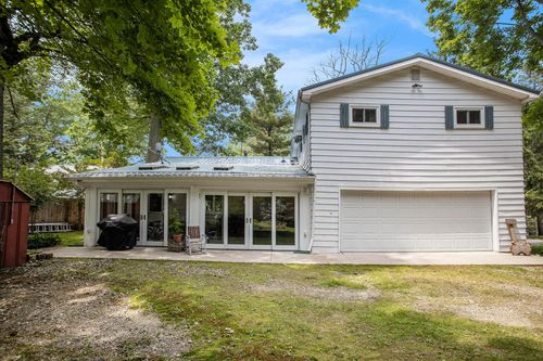 4253 Indian Isle St, Battle Creek, MI, 49017-9271 | Card Image