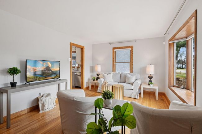 6825 Russell Ave S, House other with 2 bedrooms, 2 bathrooms and null parking in Richfield MN | Image 6