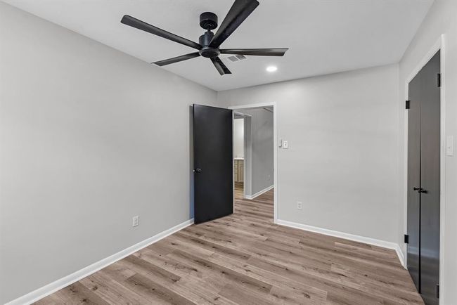 213 Westview Dr, House other with 4 bedrooms, 3 bathrooms and 3 parking in Sealy TX | Image 23