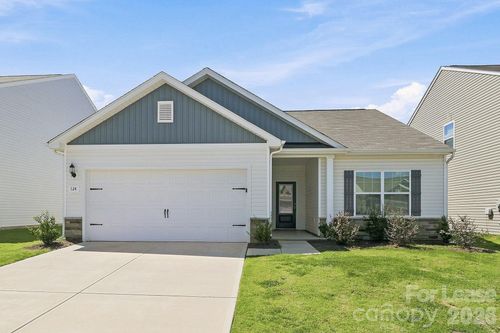 124 Lightning Dr, Shelby, NC, 28152-8911 | Card Image